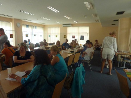 Kuk do sálu po obědě.